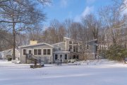 The Country Estate on Peeper Pond